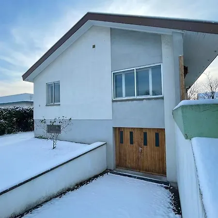 Maison Individuelle 100 M2, Jardin Et Parking Privé *