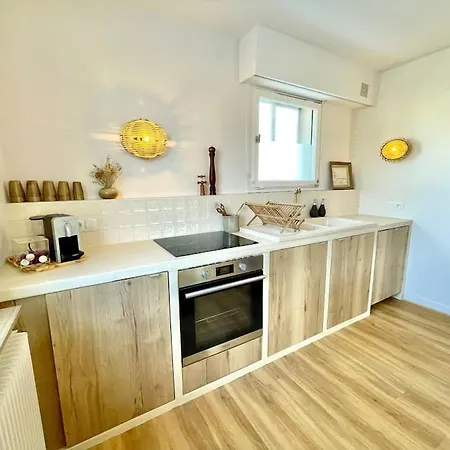 Maison Individuelle 100 M2, Jardin Et Parking Prive بيت للعطل