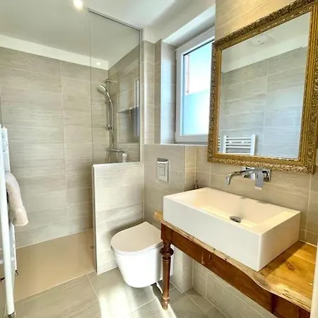 Maison Individuelle 100 M2, Jardin Et Parking Prive بيت للعطل *