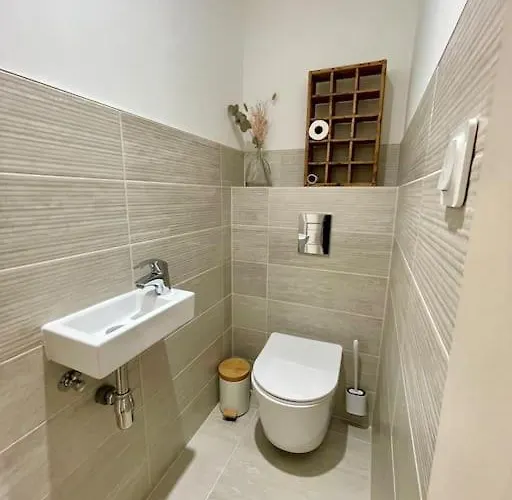 Maison Individuelle 100 M2, Jardin Et Parking Privé