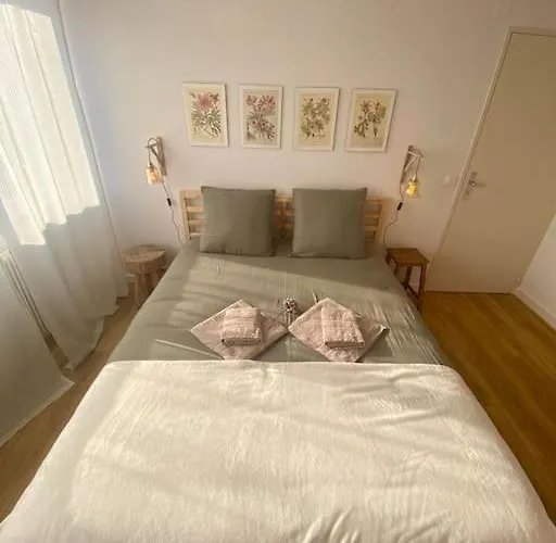 Hébergement de vacances Maison Individuelle 100 M2, Jardin Et Parking Privé