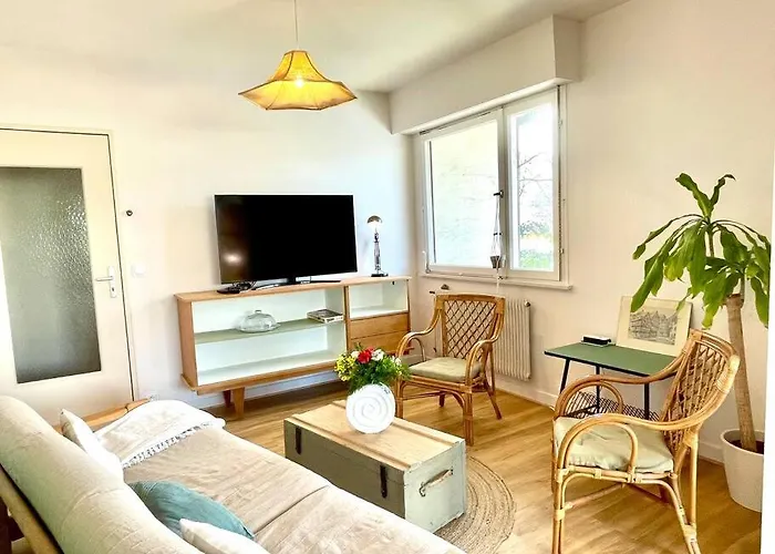 Maison Individuelle 100 M2, Jardin Et Parking Privé Hébergement de vacances